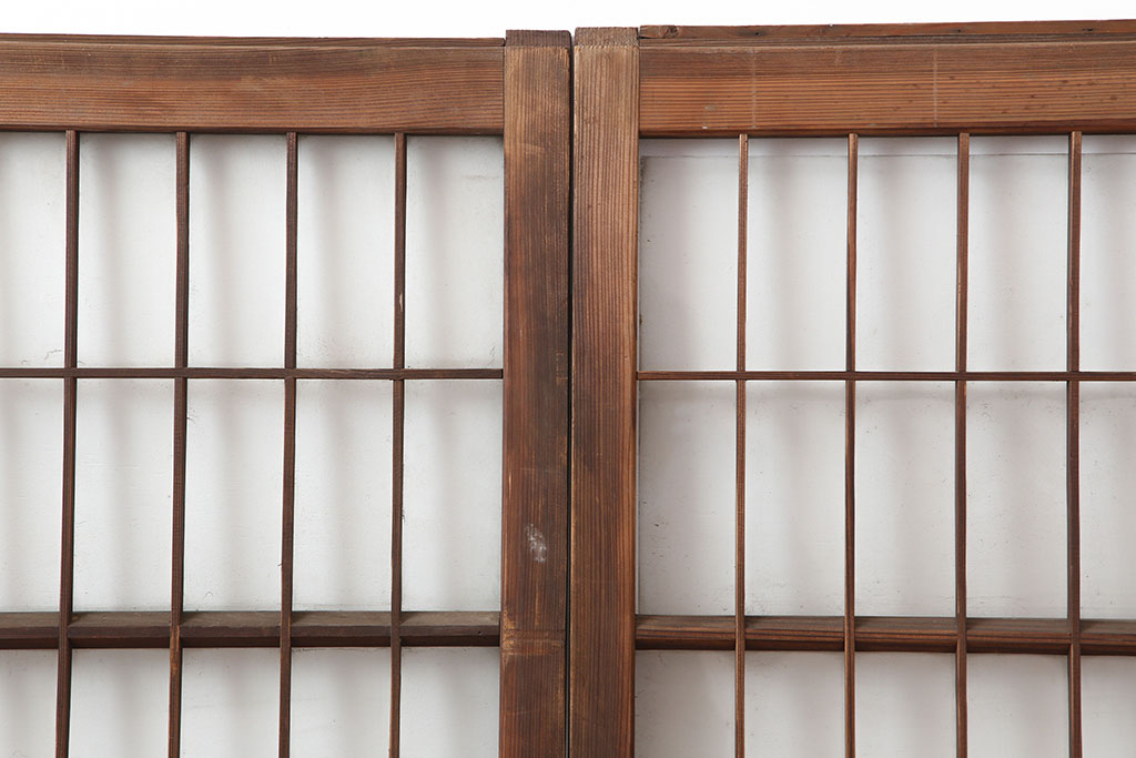 アンティーク建具　和製アンティーク　昭和初期　シンプルさが魅力の引き戸2枚セット(窓、建具)(R-037110)