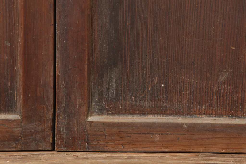 アンティーク建具　和製アンティーク　明治大正期　杉材一枚板のシンプルな板戸2枚セット(帯戸、建具、引き戸)(R-037112)