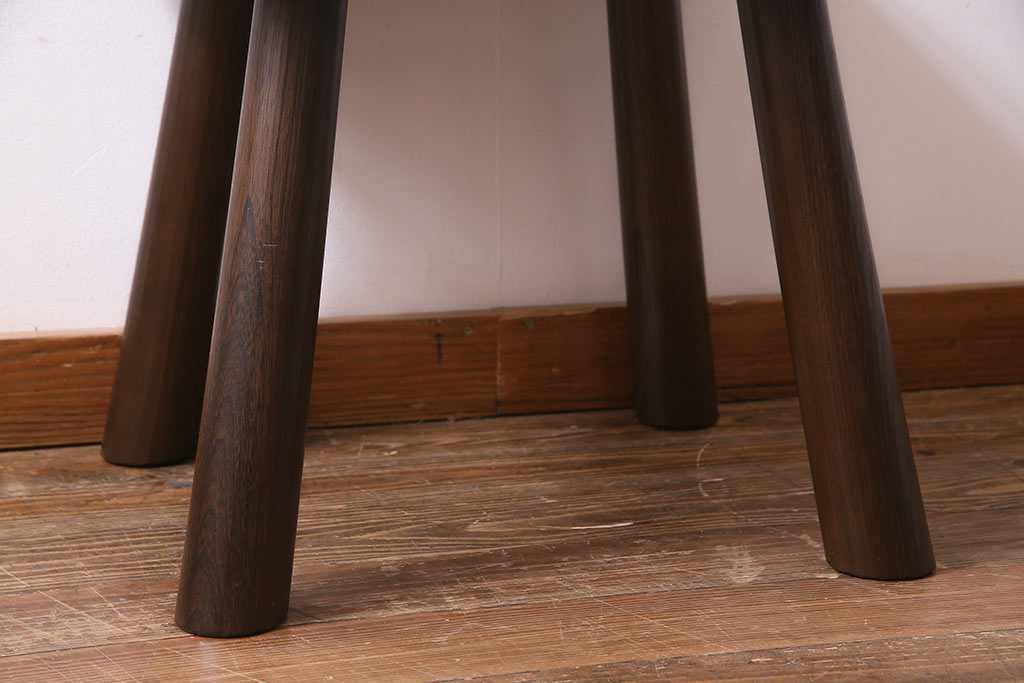 中古　日本製　オーク材　カントリースタイルにぴったりなつくりの良いローテーブル(センターテーブル)(R-037297)