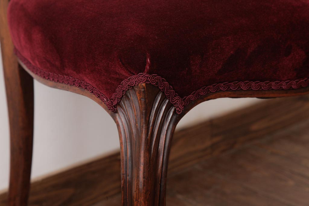 アンティーク家具　イギリスアンティーク　マホガニー材　優雅なバルーンバックチェア(ダイニングチェア、椅子)(R-037360)