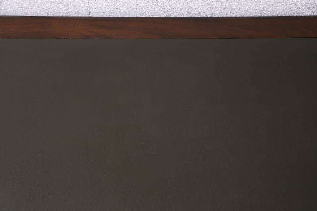 アンティーク家具　イギリスアンティーク　マホガニー材　レザートップ　組み立て式　気品あふれる佇まいの両袖デスク(机、在宅ワーク、在宅用プレジデントデスク)(R-037655)