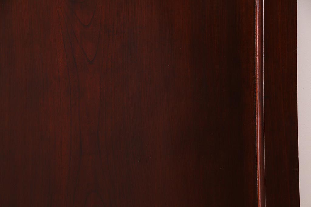 アンティーク建具　明治大正期　新潟産　総ケヤキ材一枚板・漆塗り　和の風格漂う蔵戸(建具、引き戸、玄関戸)(R-037892)