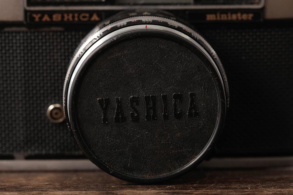 ビンテージ雑貨　YASHICA minister2(ヤシカ　ミニスター)　ヴィンテージカメラ(R-038105)