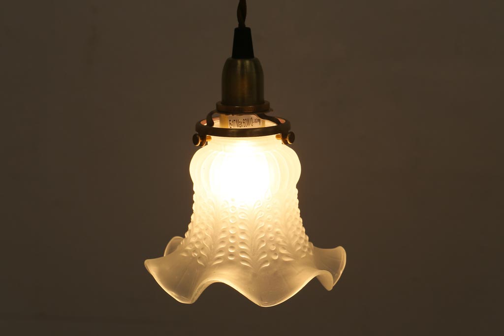 ヴィンテージ照明　フランスビンテージ  フリルシェードが素敵なペンダントライト(天井照明、吊り下げ照明)(R-038490)