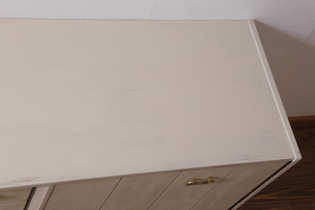 ヴィンテージ家具　北欧ビンテージ　G-PLAN　BBシリーズ　シャビーシックなペイントサイドボード(リビングボード)(R-039050)