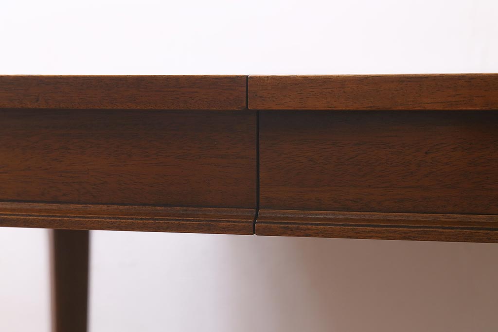 ヴィンテージ家具　DREXEL HERITAGE(ドレクセルヘリテイジ)　Triune(トライユン)　品のある佇まいがすてきなダイニングテーブル(エクステンションテーブル、ビンテージ)(R-039554)