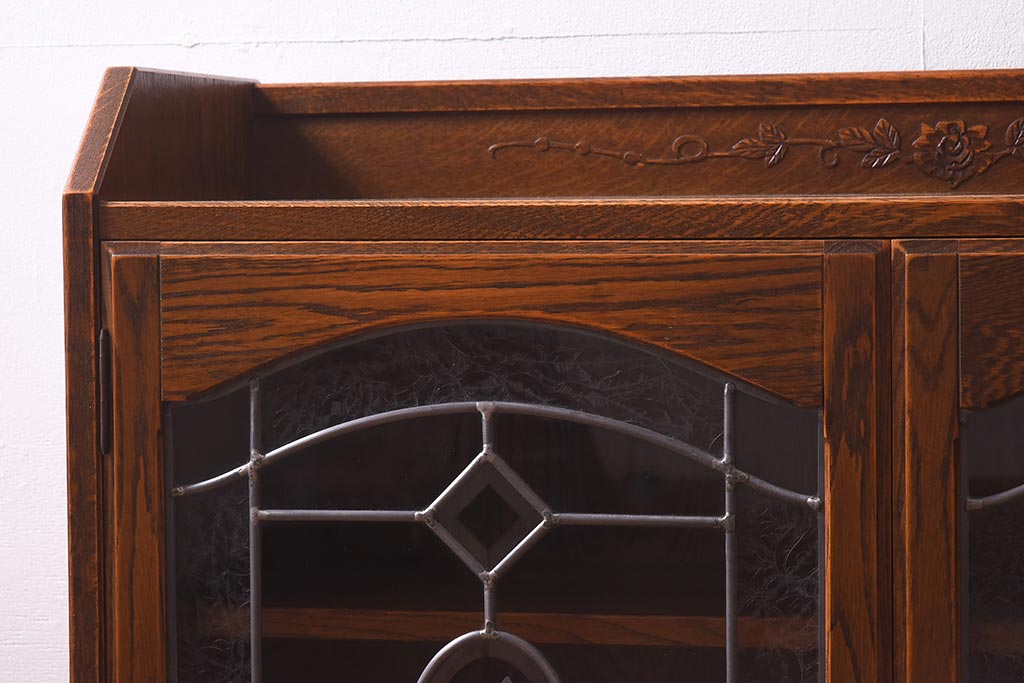 中古　三越家具　Brugge(ブルージュ)　ステンドグラスが上品なサイドボード(サイドキャビネット、戸棚、収納棚)(定価約17万円)(R-039624)