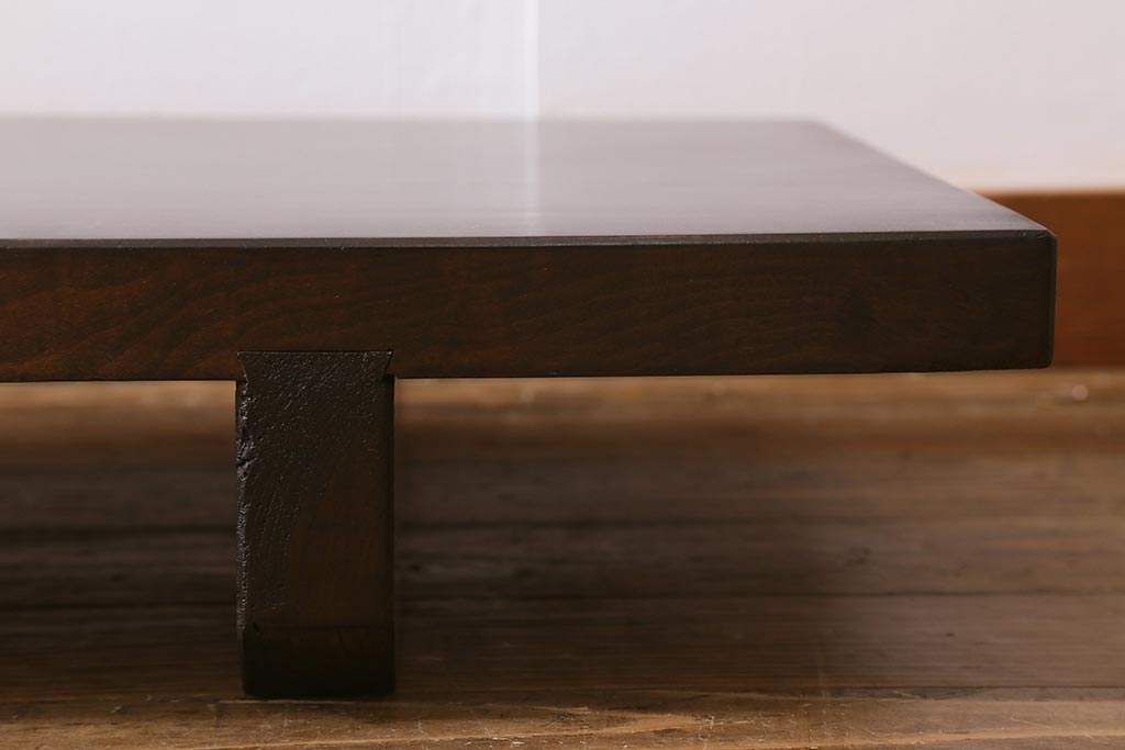 アンティーク家具　朴の木の一枚板を使用した味わい深い裁ち板(ローテーブル、ローボード)(R-039697)
