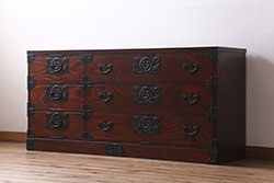 中古　伝統工芸　岩谷堂箪笥　存在感のある豪華な金具が目を惹くローチェスト(箪笥、引き出し、ローボード)(R-039701)