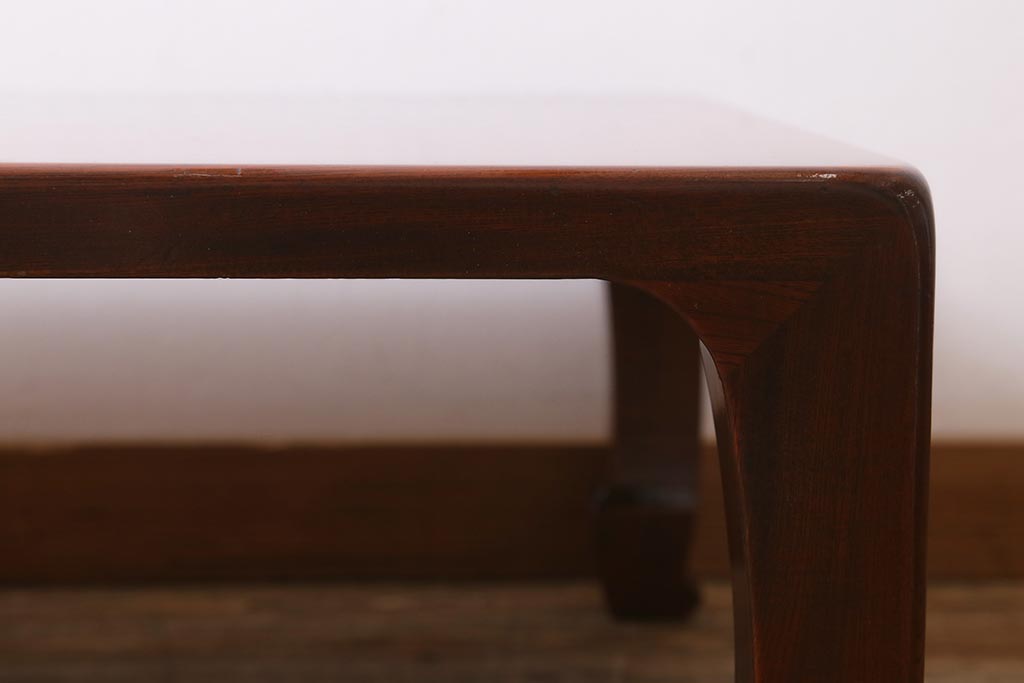 中古　工芸家具(指物家具)　総ケヤキ材　漆塗り　溜塗と杢目が美しい高級感溢れる座卓(ローテーブル)(R-039704)