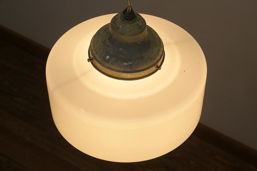 レトロ照明　シャビーなブラケットがおしゃれなペンダントライト(天井照明、吊り下げ照明)(R-039900)
