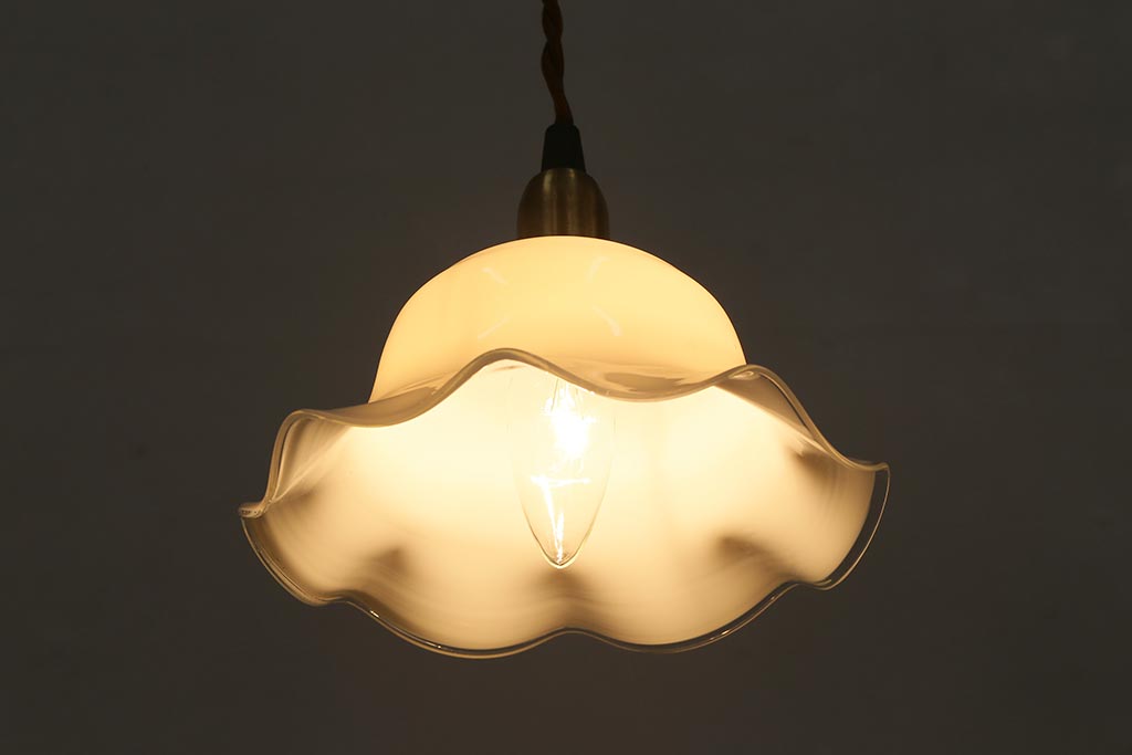 イギリスヴィンテージ照明　上品なフリルシェードのペンダントライト(ランプシェード、天井照明、ビンテージ)(R-039906)