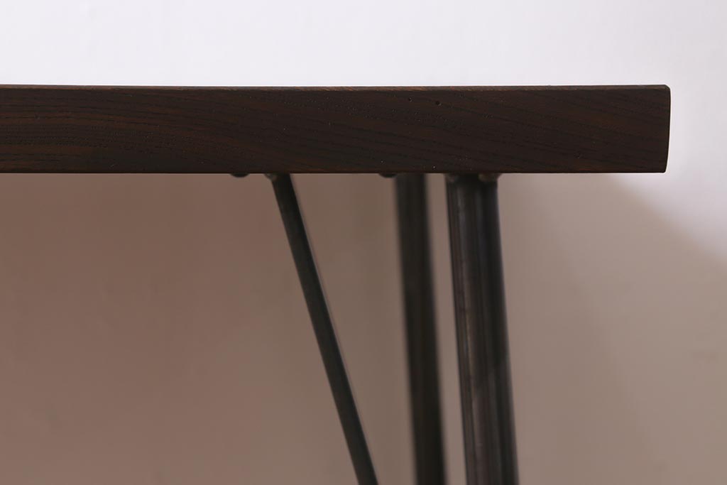 アンティーク家具　明治大正期　ケヤキ一枚板　古材をリメイクした鉄脚テーブル(コンソールテーブル、作業台)(R-039974)