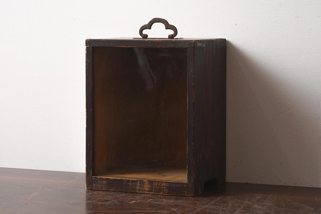 アンティーク家具 持ち手付き レアもの 木味が魅力の小さな