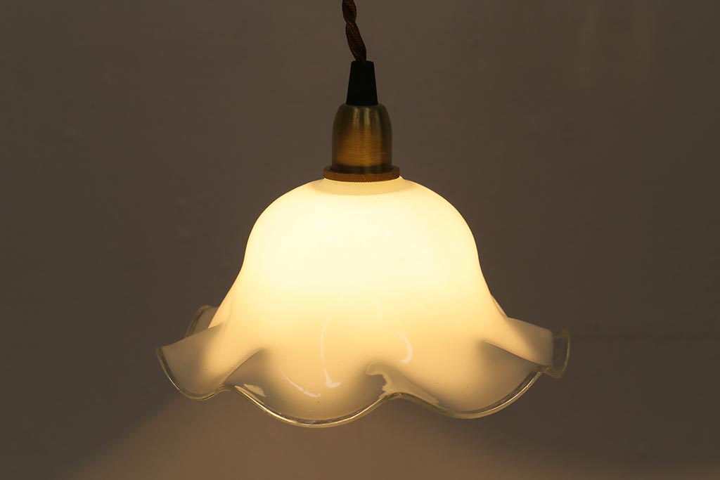 イギリスヴィンテージ照明　上品なフリルシェードのペンダントライト(ランプシェード、天井照明、ビンテージ)(R-040800)