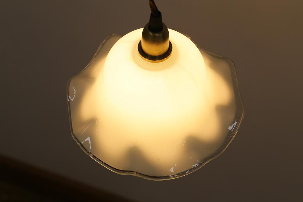 イギリスヴィンテージ照明　上品なフリルシェードのペンダントライト(ランプシェード、天井照明、ビンテージ)(R-040800)