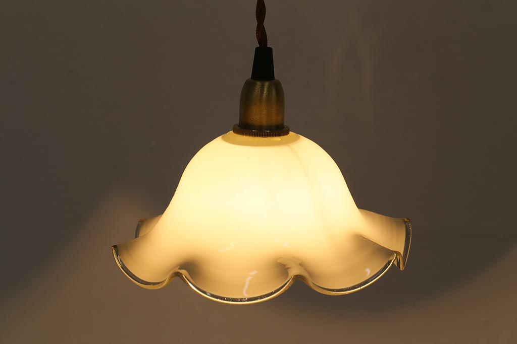 イギリスヴィンテージ照明　上品なフリルシェードのペンダントライト(ランプシェード、天井照明、ビンテージ)(R-040802)