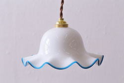 昔懐かしい白い平笠シェードの吊り下げ照明(天井照明、電笠)(1)