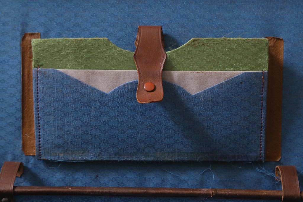 ヴィンテージ雑貨　レトロな魅力が漂うトランク(鞄、カバン、収納、ディスプレイ、ビンテージ)(R-040920)