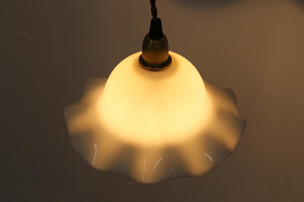 イギリスヴィンテージ照明　可愛らしいフリルシェードのペンダントライト(ランプシェード、天井照明、ビンテージ)(R-041025)