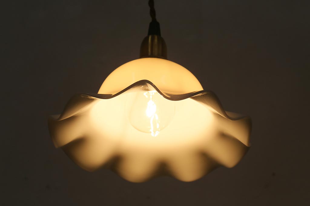 イギリスヴィンテージ照明　可愛らしいフリルシェードのペンダントライト(ランプシェード、天井照明、ビンテージ)(R-041025)