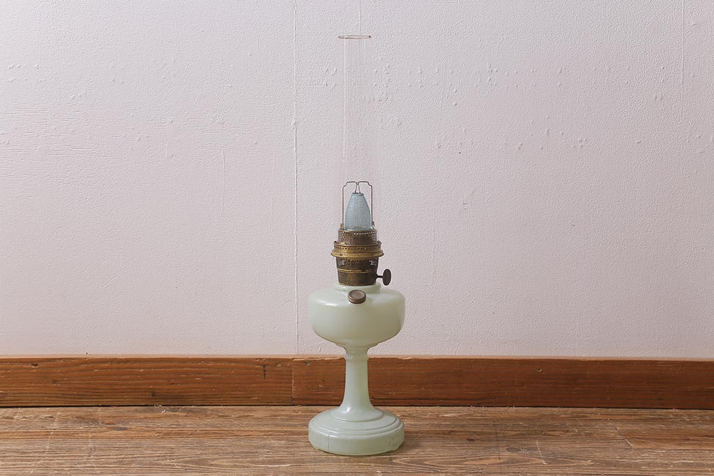 ヴィンテージ雑貨　アメリカ　Aladdin(アラジン)　NU-TYPE Model-B　淡いグリーン　マントルランプ(オイルランプ、照明、ビンテージ)(R-041036)