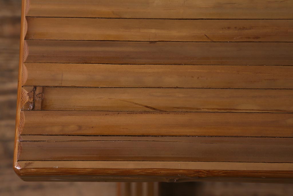 中古　梅里竹芸　キャスター付き　竹製の長椅子用テーブル&チェア(デスク、机、イス)(R-041155)