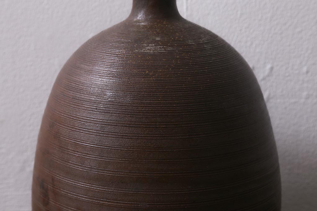 アンティーク雑貨　明治期　備前焼　輪線文　船徳利(とっくり、花瓶、花器)(R-041300)