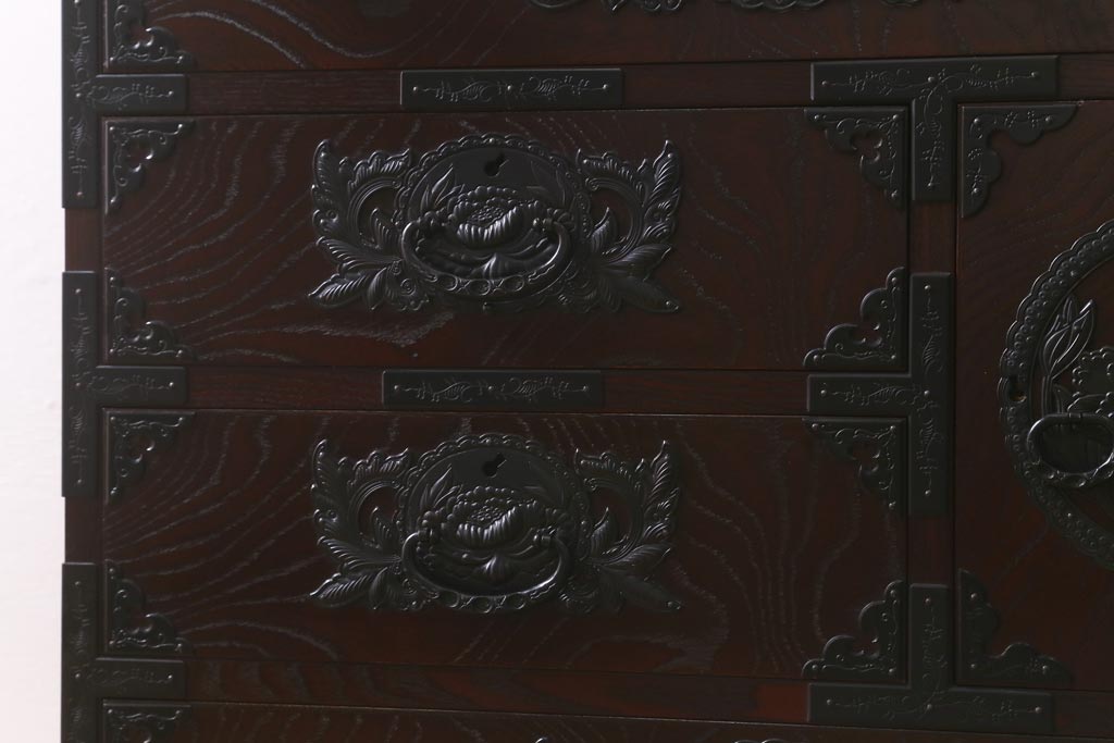 中古　欅産業　漆塗り　仙台箪笥　KC-18　力強い杢目が目を引く中型車箪笥(小タンス、チェスト、引き出し)(R-041692)