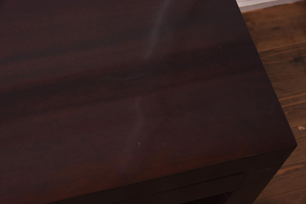 展示品　IDC大塚家具　Baker(ベーカー社)　3409　マホガニー材　気品のあるシンプルなサイドテーブル(センターテーブル、コンソールテーブル、作業台、カウンターテーブル、サイドデスク)(定価約63万円)(R-041823)