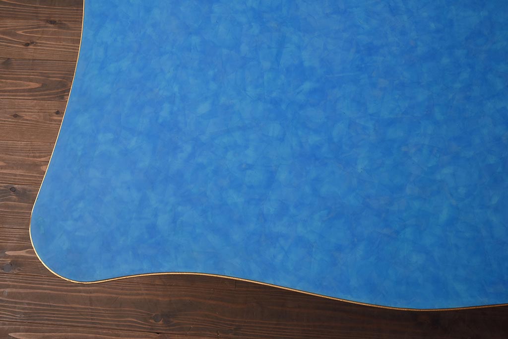 展示品　IDC大塚家具　コロンボスティーレ(colombostile)　激レア　0420 TVC-S BL　ブルーの天板が目を引くセンターテーブル(定価約53万円)(R-041826)