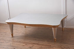 アンティーク家具　イギリスアンティーク　キャスター付き　レザートップのサイドテーブル(ランプテーブル、カフェテーブル、花台)