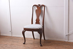 レトロ家具　ストリップド(剥離)　ナラ材　木の質感が味わい深い木製の角スツール(椅子、花台)(R-046432)
