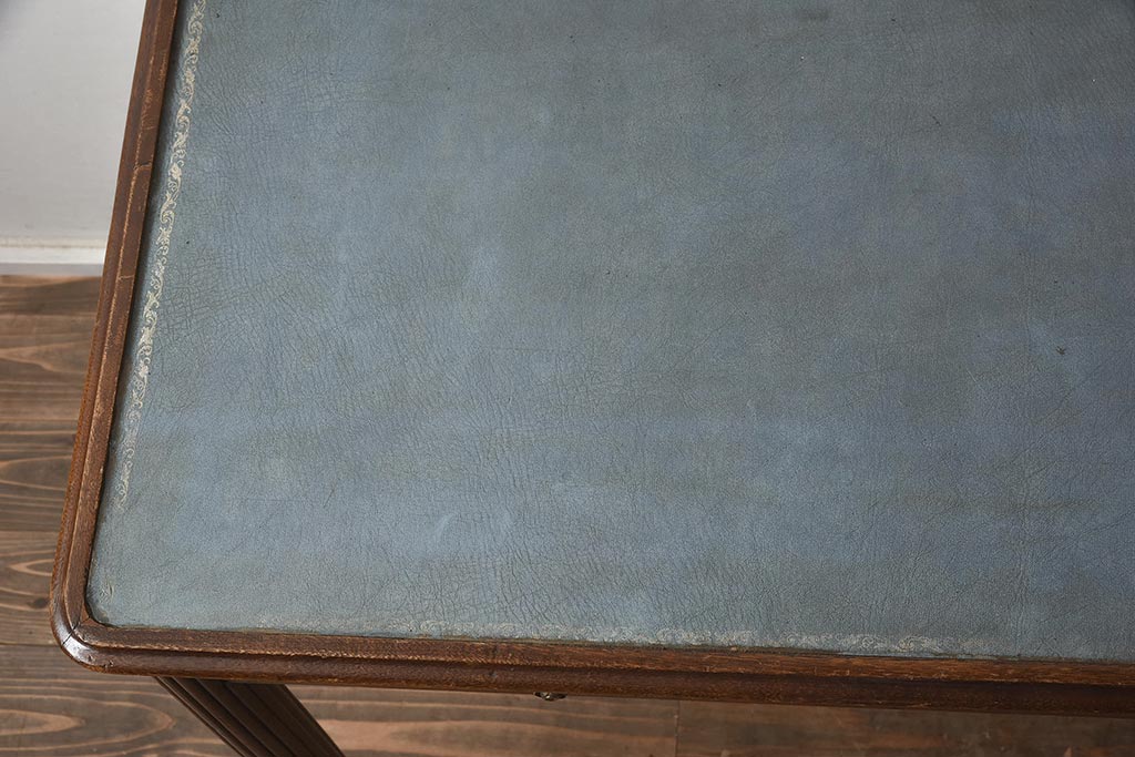 フランスアンティーク　マホガニー材　上質なフレンチスタイルにぴったりなワークデスク、在宅ワーク、在宅用(カフェテーブル、平机)(R-042205)
