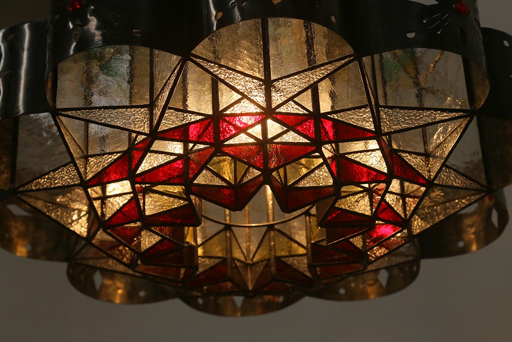 ヴィンテージ照明　ステンドグラス　万華鏡のようなデザインが美しいシャンデリア(天井照明、吊り下げ照明、ビンテージ)(R-042257)