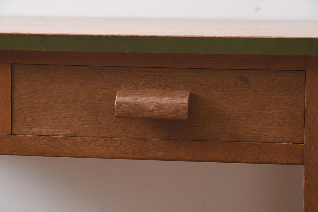 レトロ家具　ナラ材　昭和中期につくられたシンプルな平机(木製デスク)(R-042284)