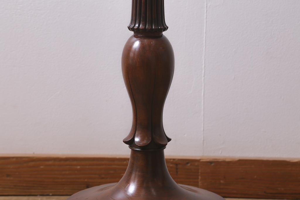 アンティーク照明　イギリスアンティーク　マホガニー材　上品な佇まいが魅力的なフロアスタンド(照明)(R-042303)