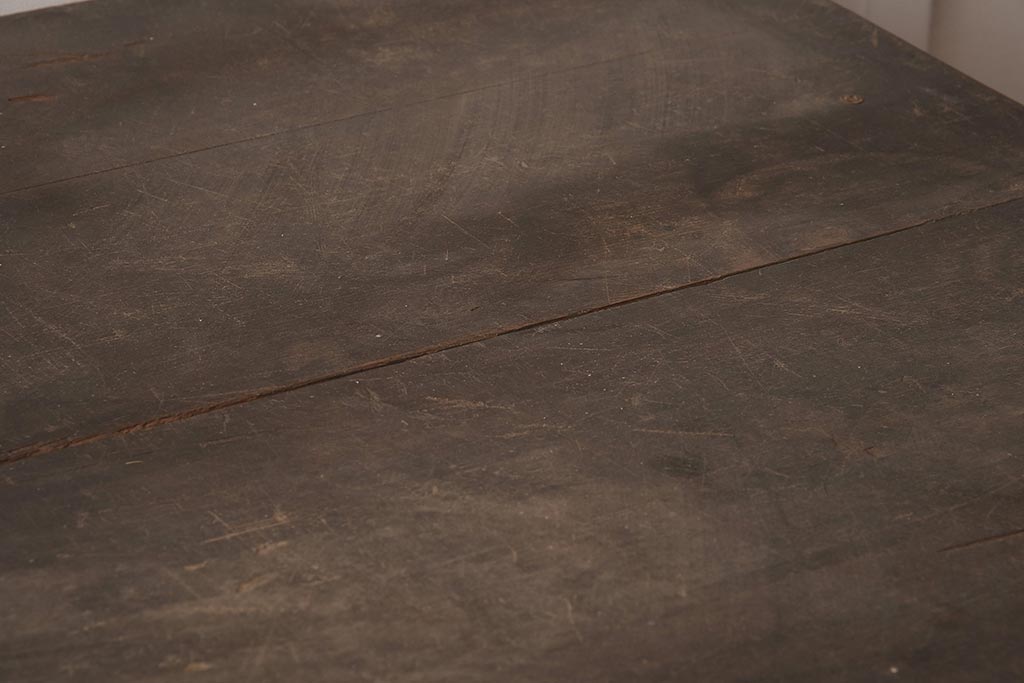 アンティーク家具　昭和レトロ　栗材製の大振りな平机(ワークデスク、在宅ワーク、在宅用)(R-042505)