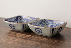 幕末明治期　伊万里焼　染付角皿2枚セット(向付、小鉢、和食器)(R-042686)