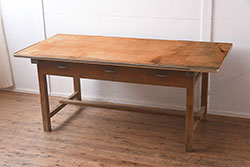 アンティーク家具　昭和レトロな雰囲気漂う作業台(ダイニングテーブル)(R-042809)