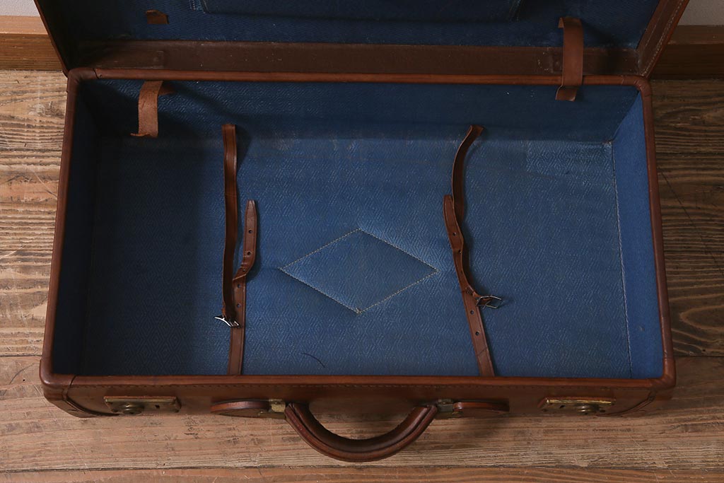 アンティーク雑貨　本革　レトロな魅力が漂うトランク(鞄、カバン、収納、ディスプレイ)(R-042818)