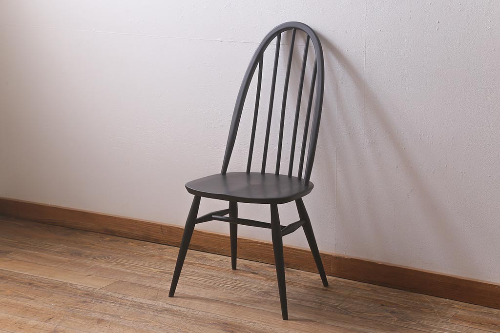 ヴィンテージ家具 ERCOL(アーコール) ペイント ブラックカラーが格好