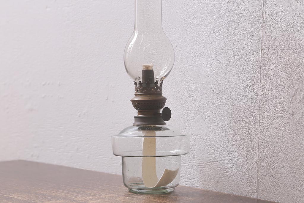 ビンテージ雑貨　シンプルなデザインの卓上オイルランプ(灯油ランプ)(R-042987)