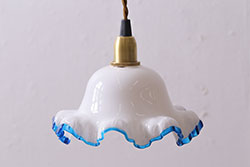 アンティーク照明　昭和初期　ブラケットの風合いとシンプルなシェードがレトロな雰囲気を醸しだすウォールランプ(壁付け照明、壁掛け照明)(R-049660)