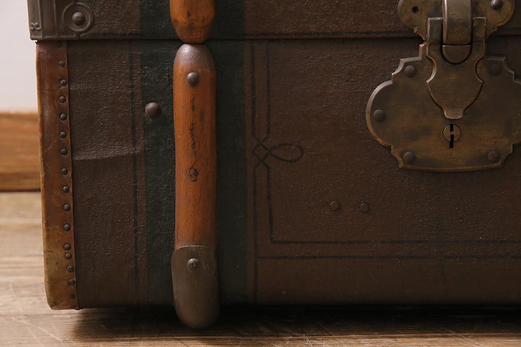 アンティーク雑貨　和製アンティーク　大正昭和初期　宝箱のようなデザインがお洒落なトランク(鞄、カバン、収納、ディスプレイ)(R-043794)