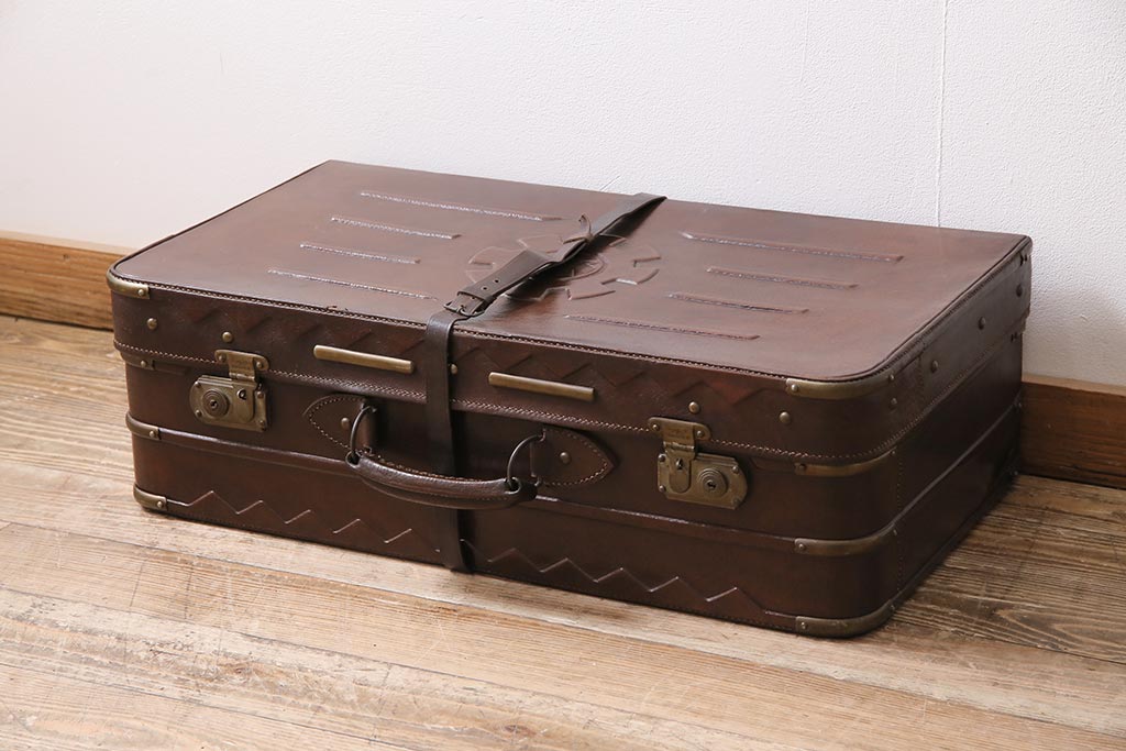 古いトランク 鞄 収納箱 ディスプレイ アンティーク 古道具 - リビング収納