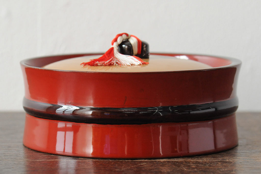 昭和初期　松ぼっくり　螺鈿金銀蒔絵　木製菓子鉢(漆器)(R-043915)