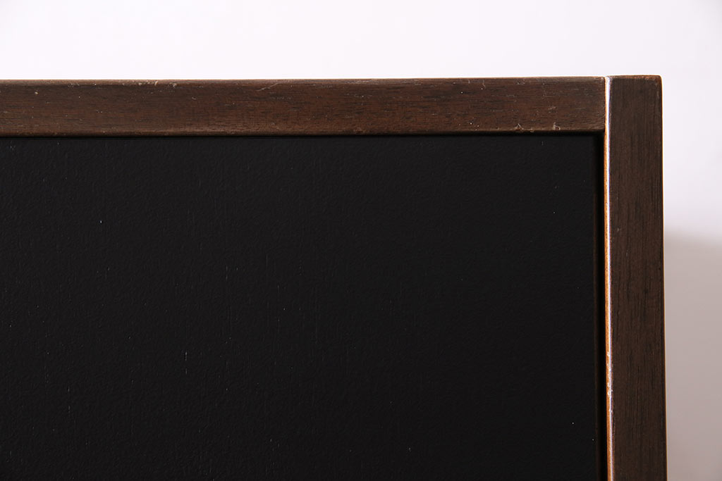 ヴィンテージ家具　G-PLAN(ジープラン)　チーク材　ブラックペイントが格好いいワードローブ(収納棚、ビンテージ)(R-043935)