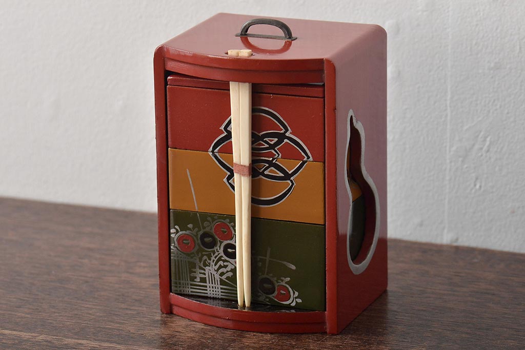 アンティーク雑貨 昭和初期 レトロな木製弁当箱(遊山箱、野弁当箱