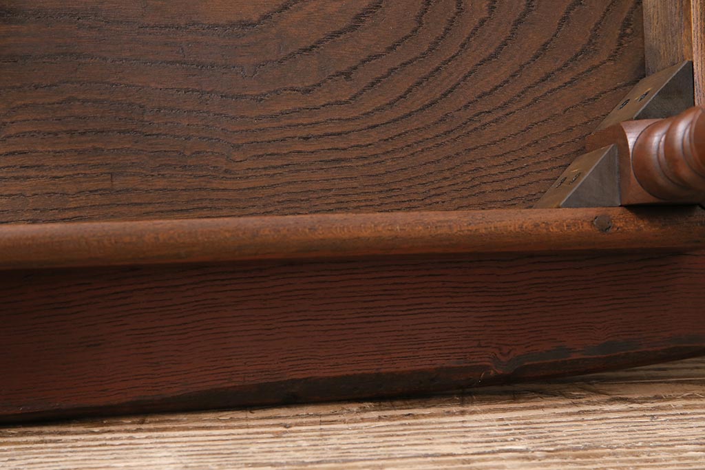 アンティーク家具　大正期　上手物!　総ケヤキ材　天板一枚板　挽き物脚が優美な印象の座卓(ちゃぶ台、ローテーブル、センターテーブル)(R-044379)